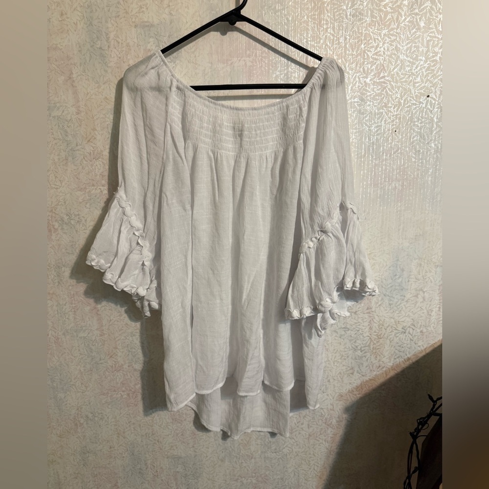 Cato White Ruffled Bell Sleeves, High Low Hem Blouse, Breezy, Beachy, Sz 18 /20w